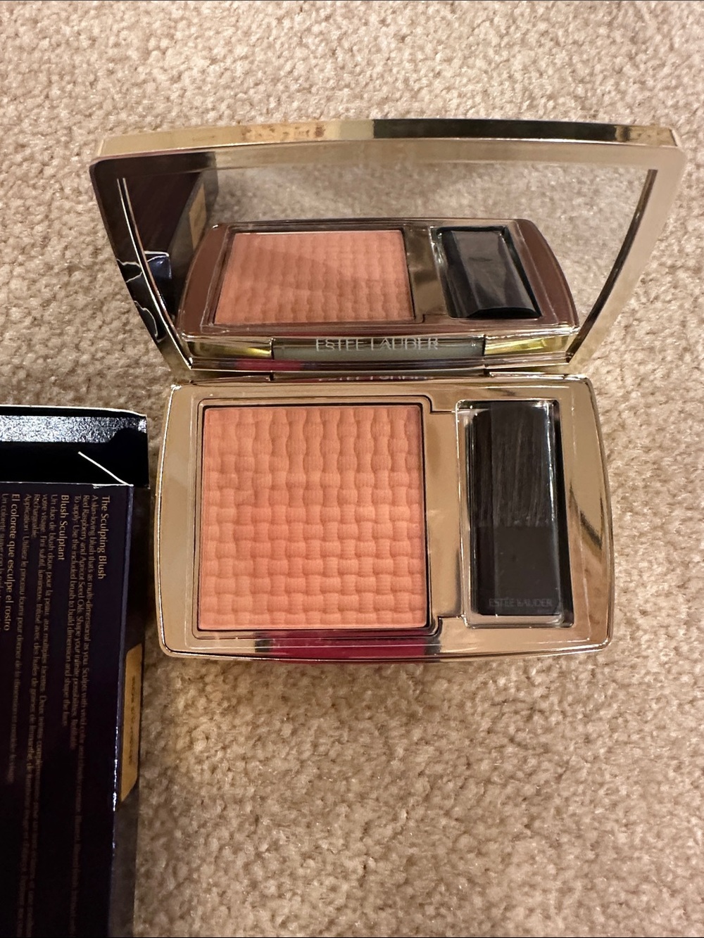 Estee Lauder Peach-Coral Radiant Blush Compact with Brush